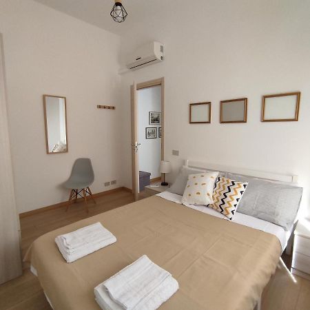 Gypsynomad - Your Crib In The Historical Centre Of ปาแลร์โม ภายนอก รูปภาพ